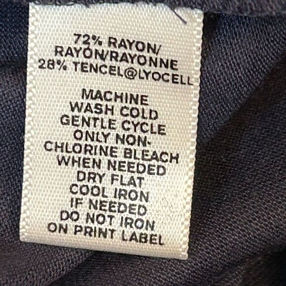 LOFT navy small top with pattern at neckline NWT - Picture 7 of 9